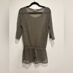 La Vie En Rose Gray/Olive Lace Top
